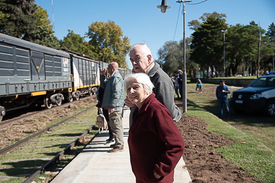 Llega el "Día D": después de 45 años vuelve el tren de pasajeros a Funes